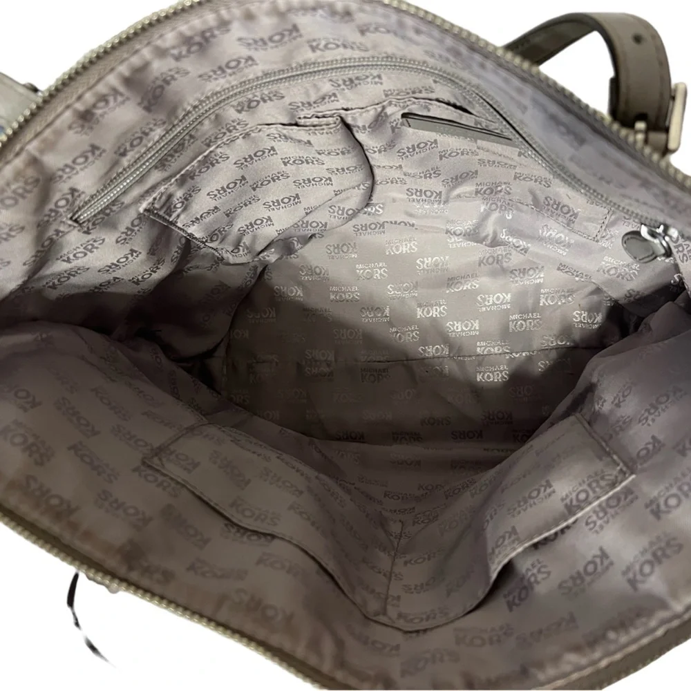 Michael Kors Signature Logo Printed Canvas Tote Shoulder Bag - Picture 3 of 6